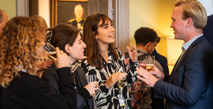 Studentmingel i mässen.