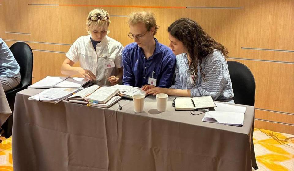 Students reached the semifinals in the Jean-Pictet Competition.