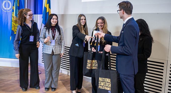 Bästa policypresentation: Lag  Aurora Forum